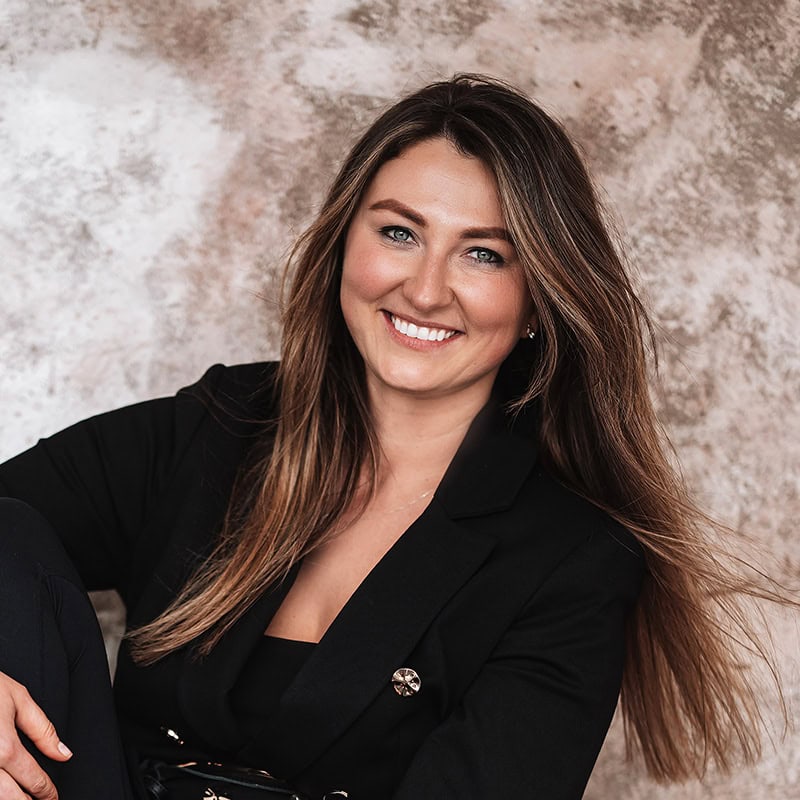poppy dunton headshot harrogate